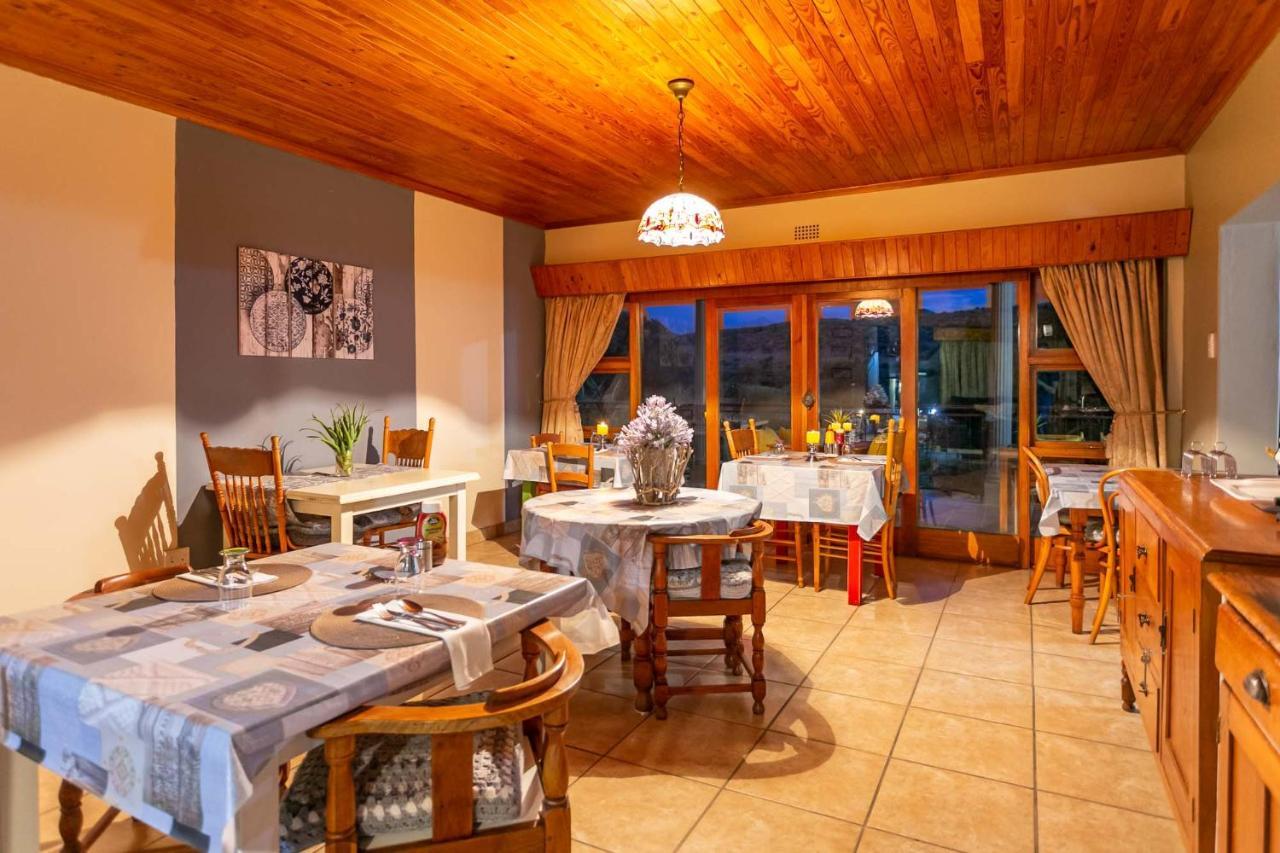 Die Fonteine Country Guesthouse And Glamping Oudtshoorn Exterior photo