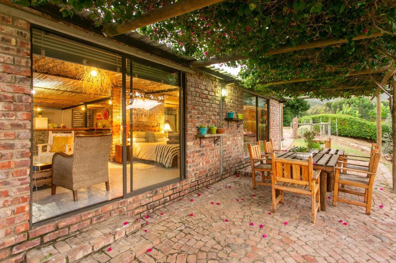 Die Fonteine Country Guesthouse And Glamping Oudtshoorn Exterior photo