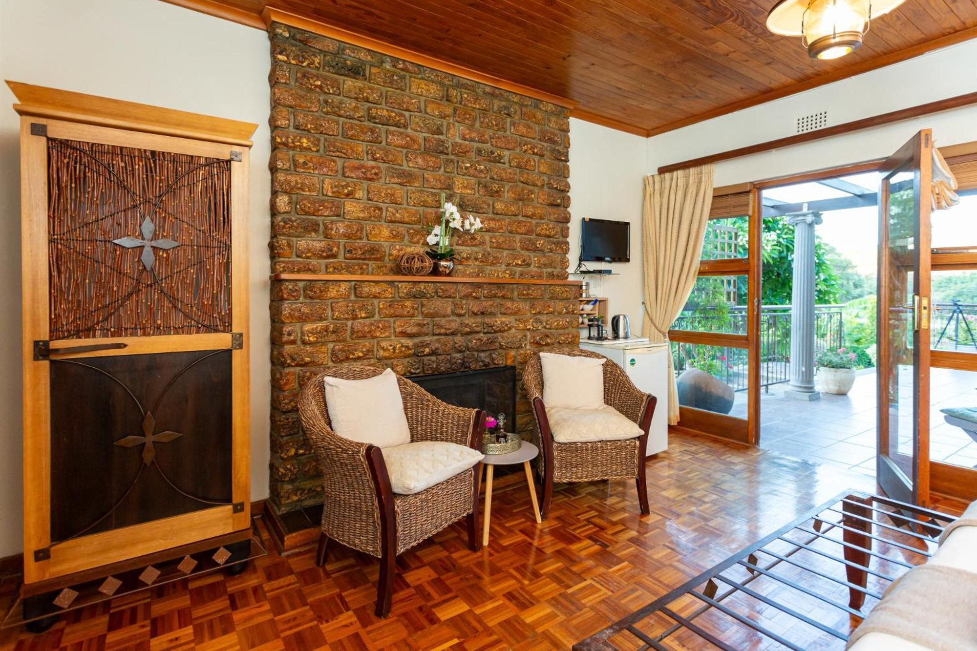 Die Fonteine Country Guesthouse And Glamping Oudtshoorn Exterior photo