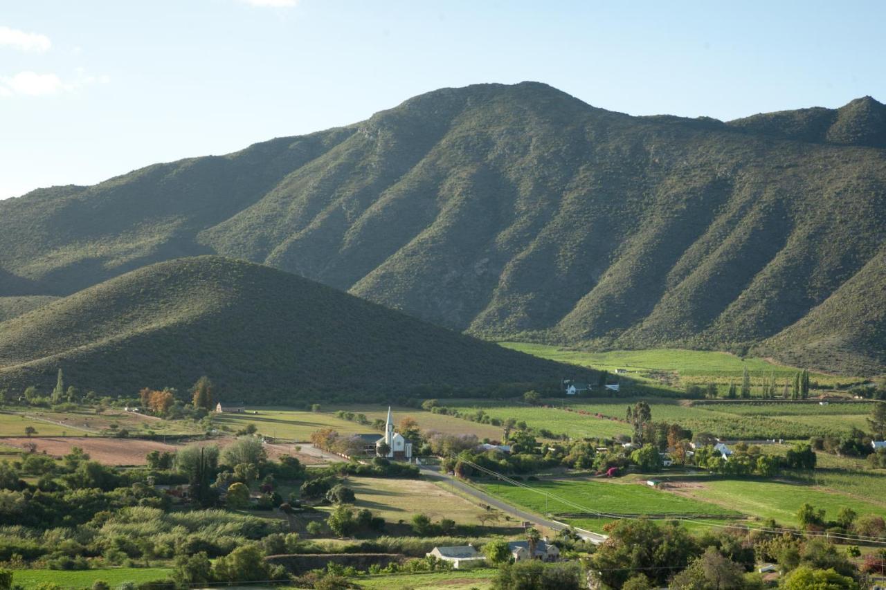 Die Fonteine Country Guesthouse And Glamping Oudtshoorn Exterior photo